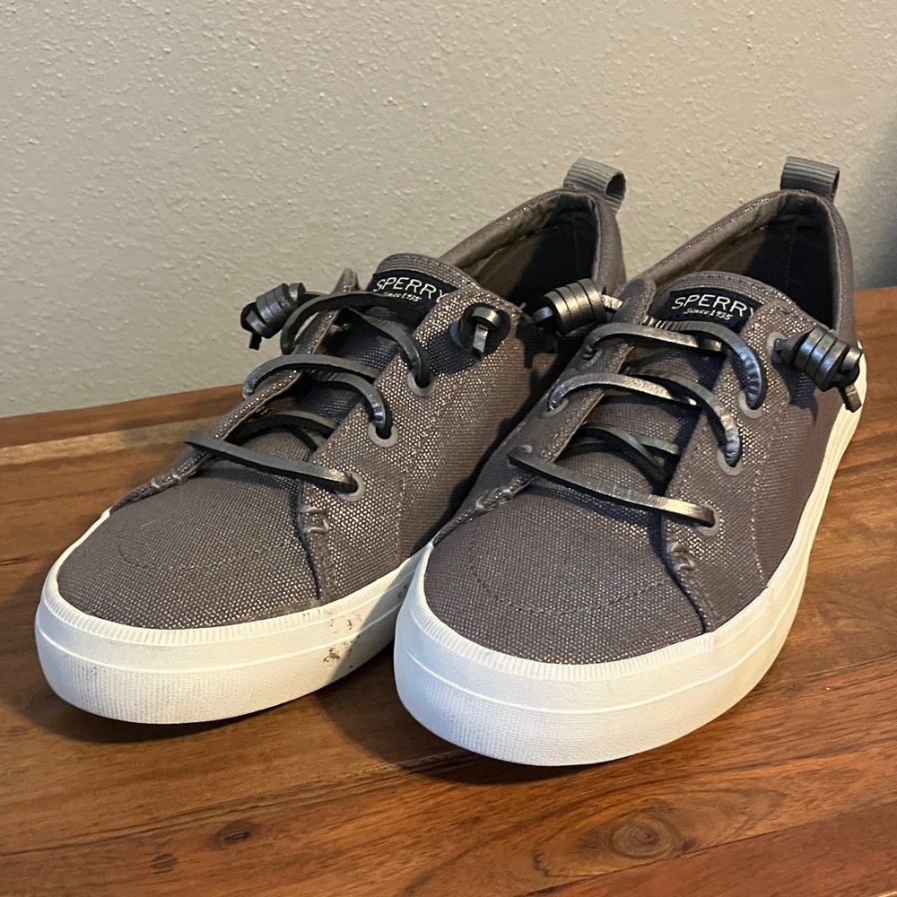 Sperry Crest Vibe Women’s Sparkly Gray Silver Sneakers Size 8.5